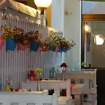 Hotel Familia Fantastiko Kiten (Burgas)