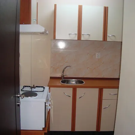 ホテル Familia Fantastiko 2*