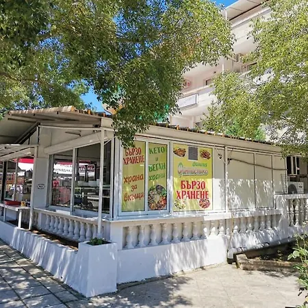 ホテル Familia Fantastiko 2*