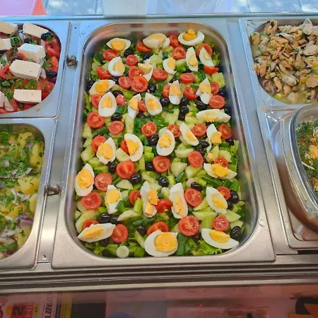 Familia Fantastiko ホテル キテン