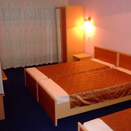 ホテル Familia Fantastiko